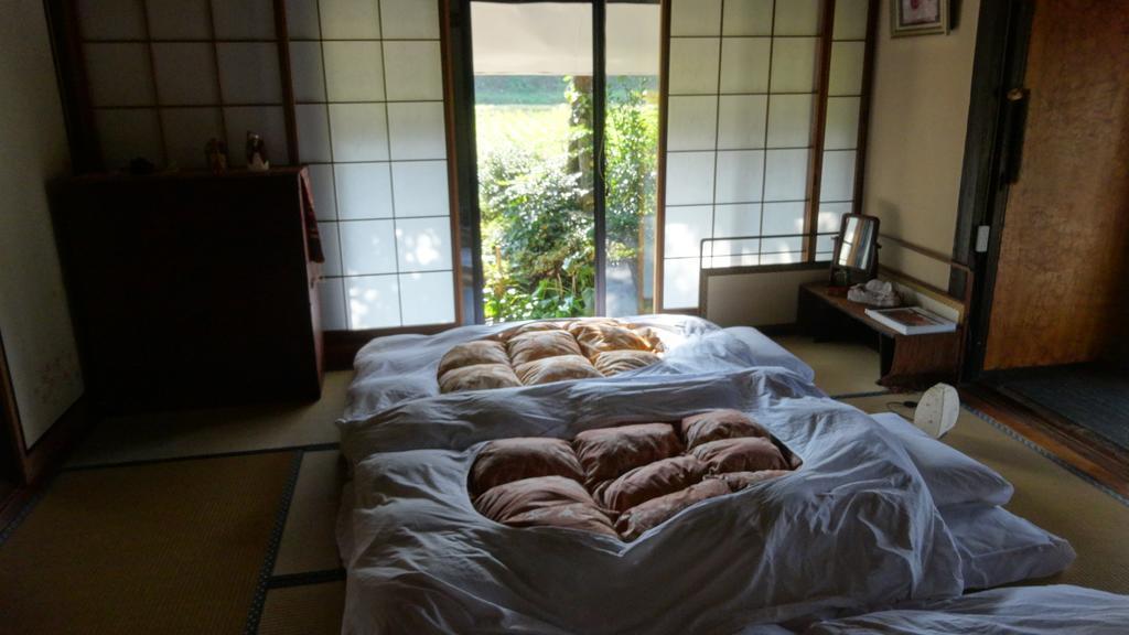 古民家の宿 ふるま家 Furumaya House Gastronomic Farmstay In Deep Kyoto Fukuchiyama Værelse billede